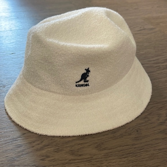 Kangol Bermuda bucket hat - Picture 1 of 3